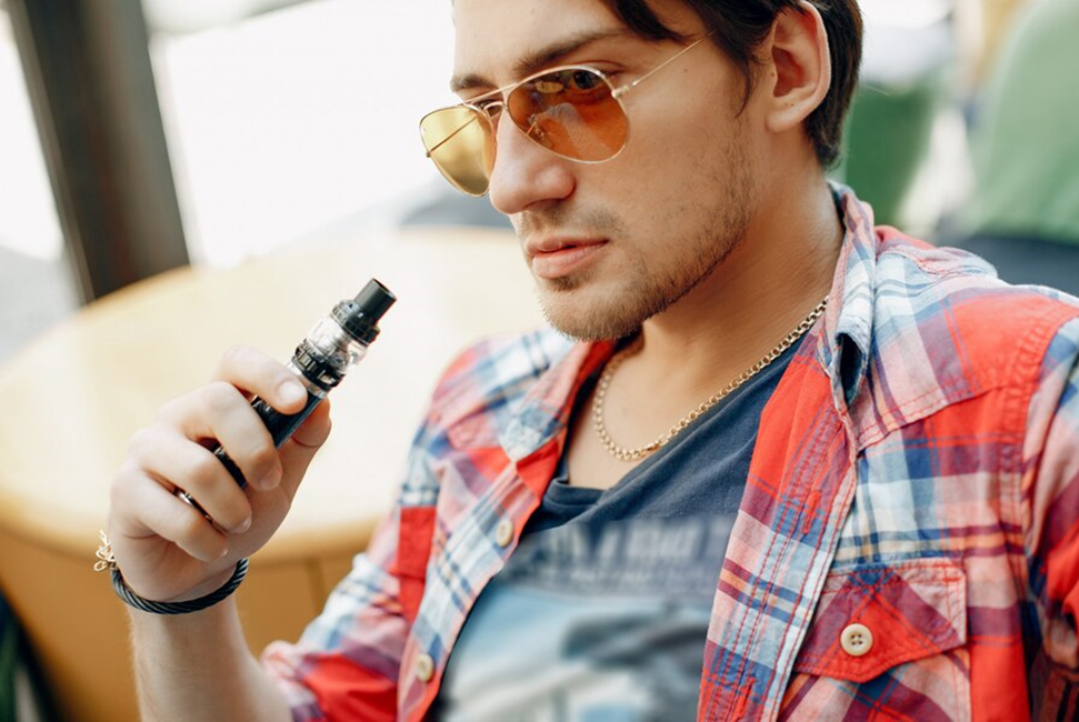 Your Guide to Safely Using THCA Vapes: What You Should Know